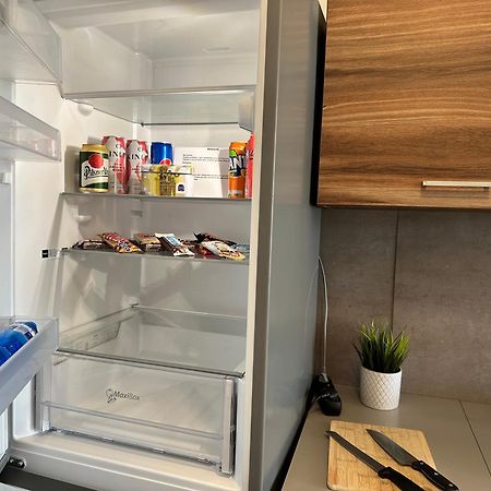 ブラチスラヴァSelf Check-In, Danube Bank, Free Parkingアパートメント エクステリア 写真